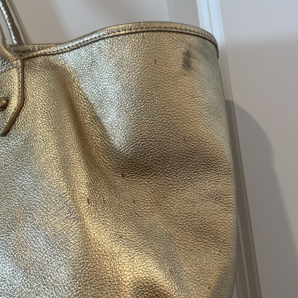 Gold Lily Pulitzer Tote Bag - Picture 5 of 7